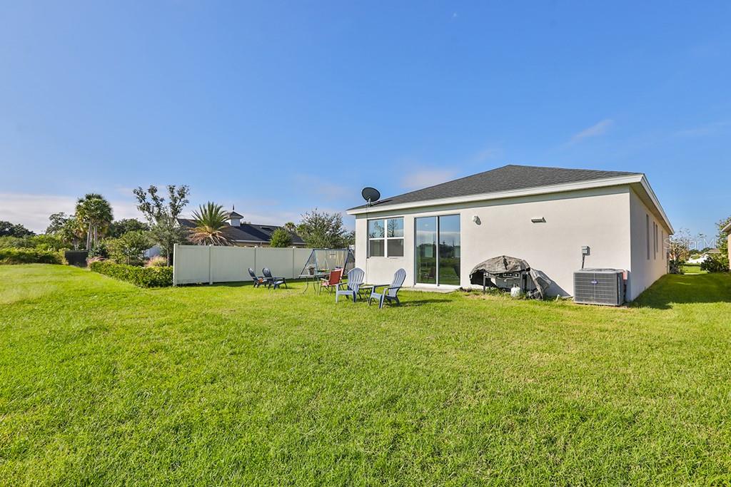 10546 MEDFORD LAKE DR, RIVERVIEW, FL, 33578