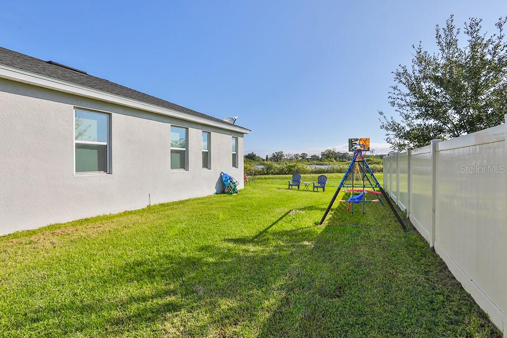 10546 MEDFORD LAKE DR, RIVERVIEW, FL, 33578