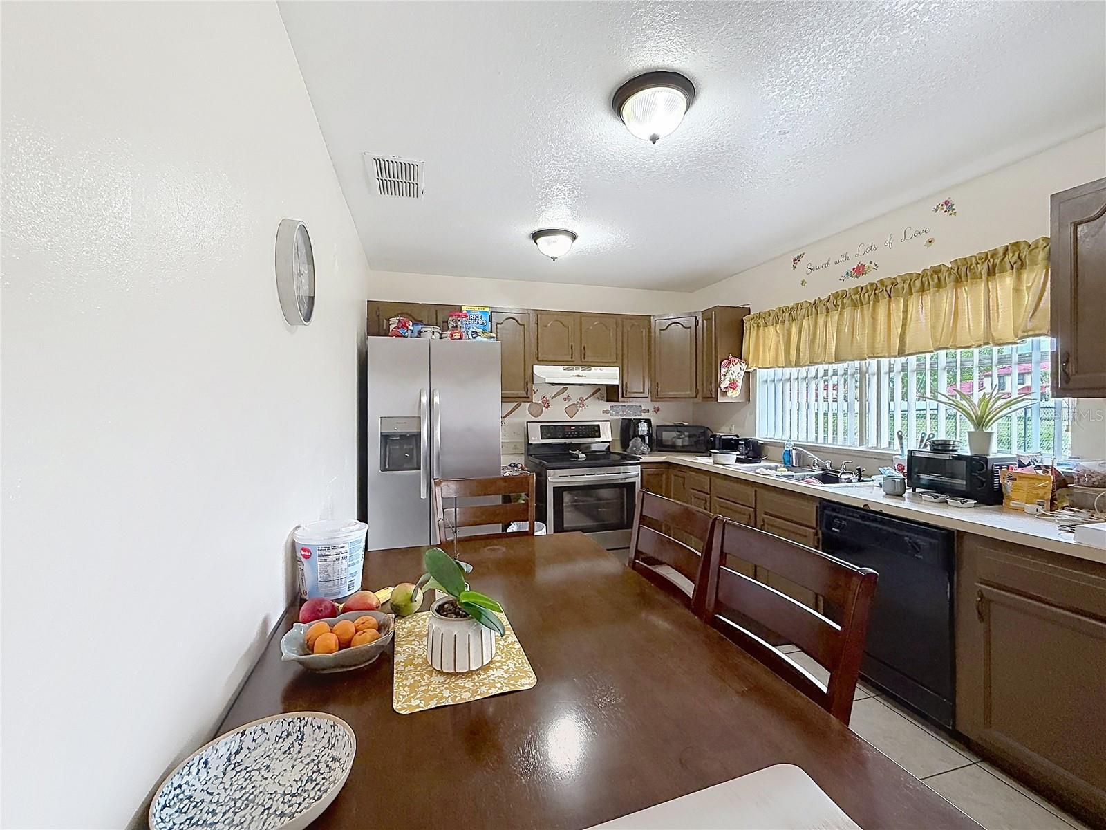 522-524 IMPERIAL PL, KISSIMMEE, FL, 34758