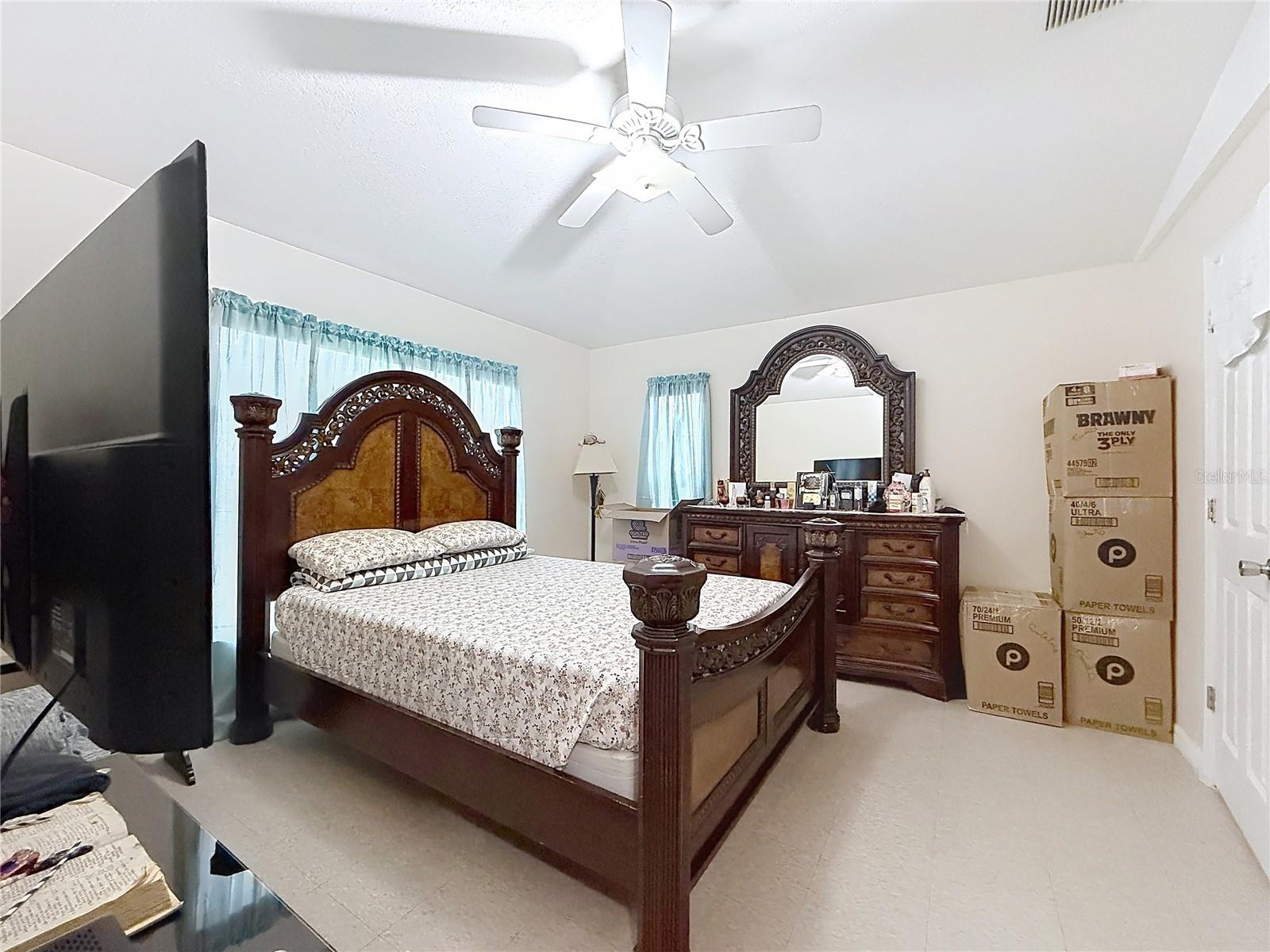 522-524 IMPERIAL PL, KISSIMMEE, FL, 34758