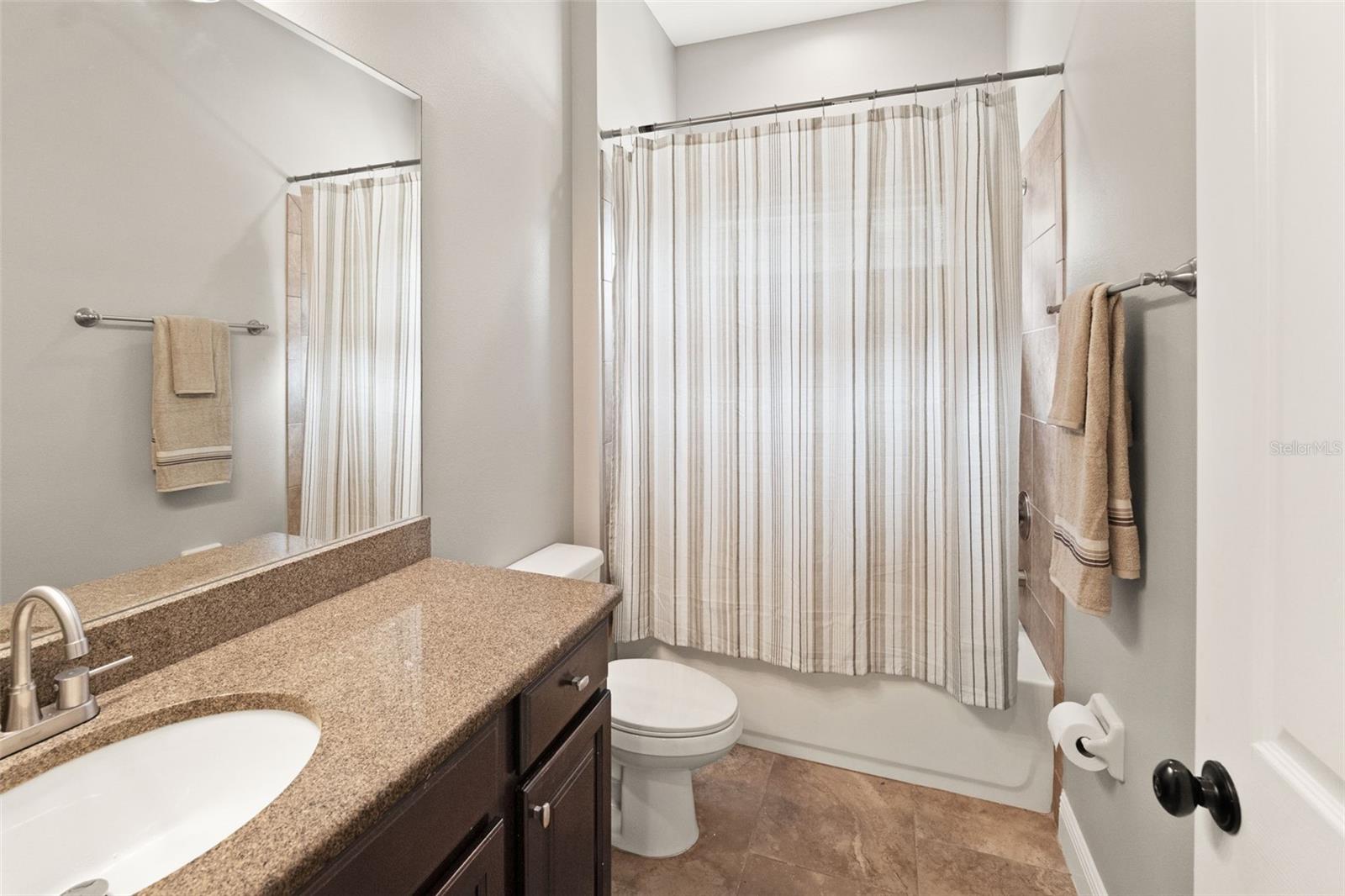 7011 COVINGTON STONE AVE, APOLLO BEACH, FL, 33572
