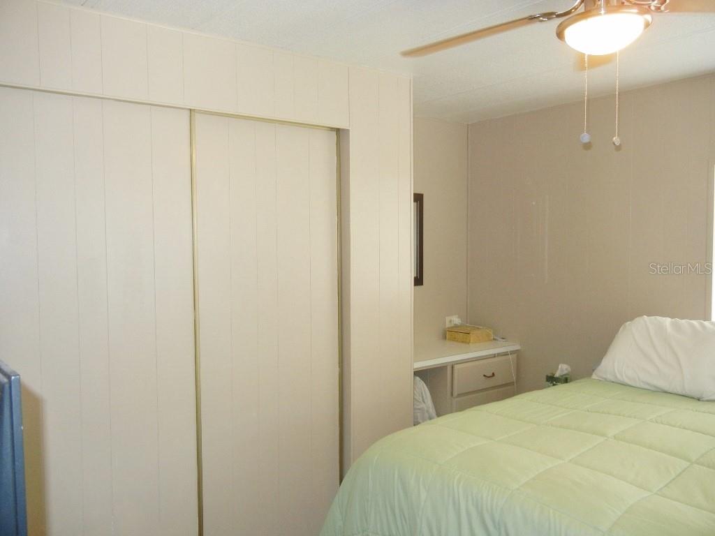 212 RUE DE PONT, TAVARES, FL, 32778