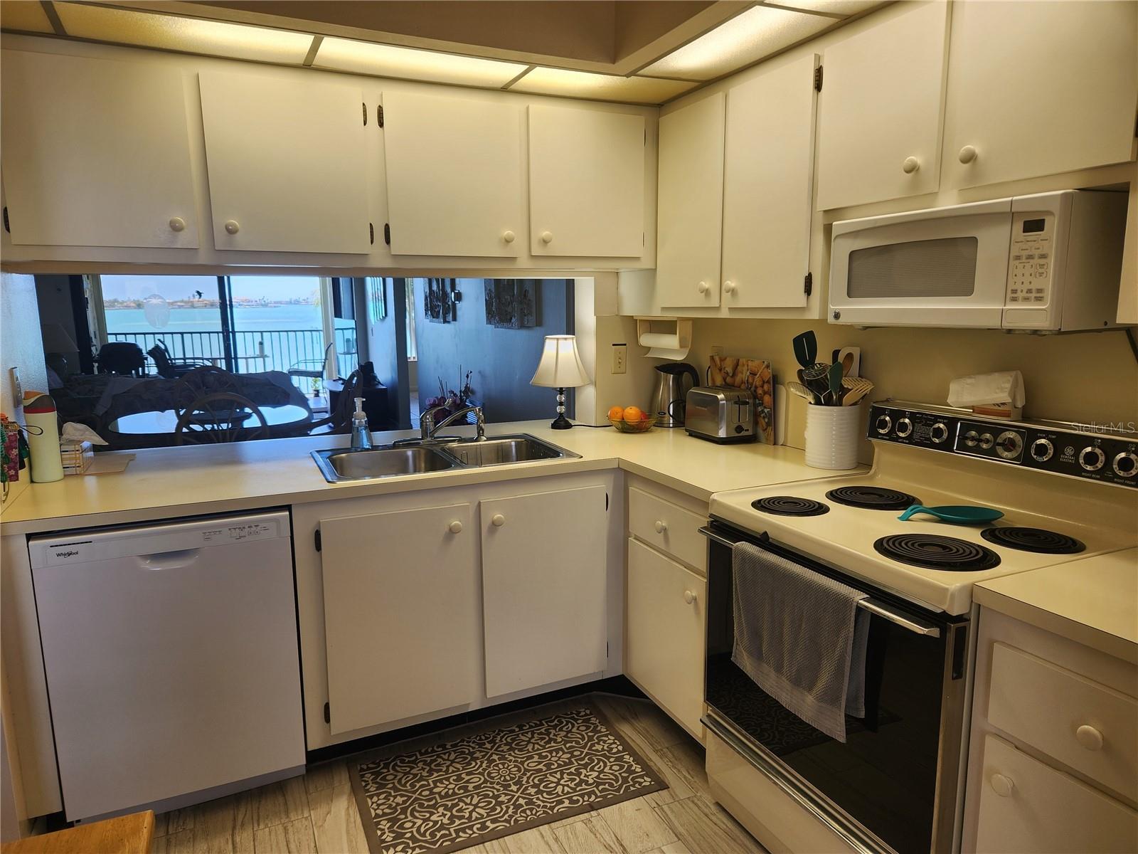 6287 BAHIA DEL MAR CIR #311, ST PETERSBURG, FL, 33715