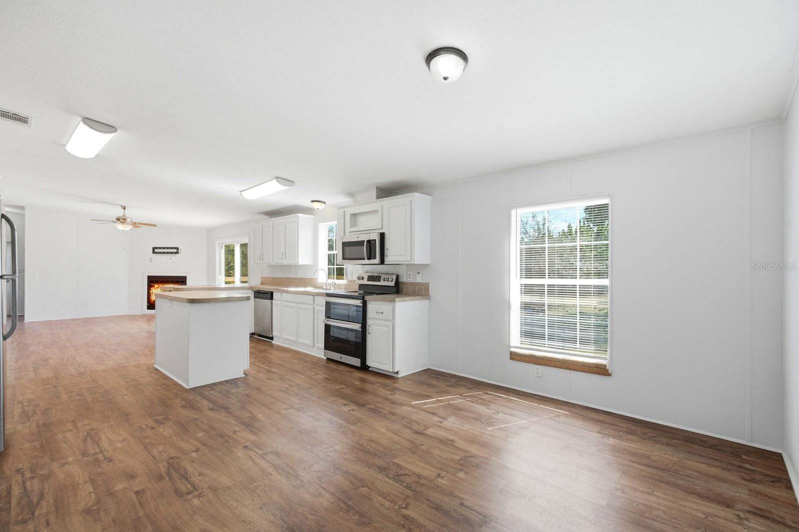 299 CAYENNE ST, INTERLACHEN, FL, 32148