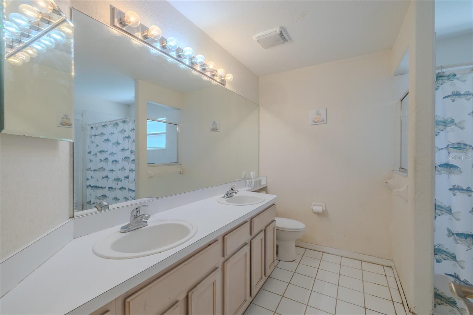 3732 HOLLOW WOOD DR, VALRICO, FL, 33596