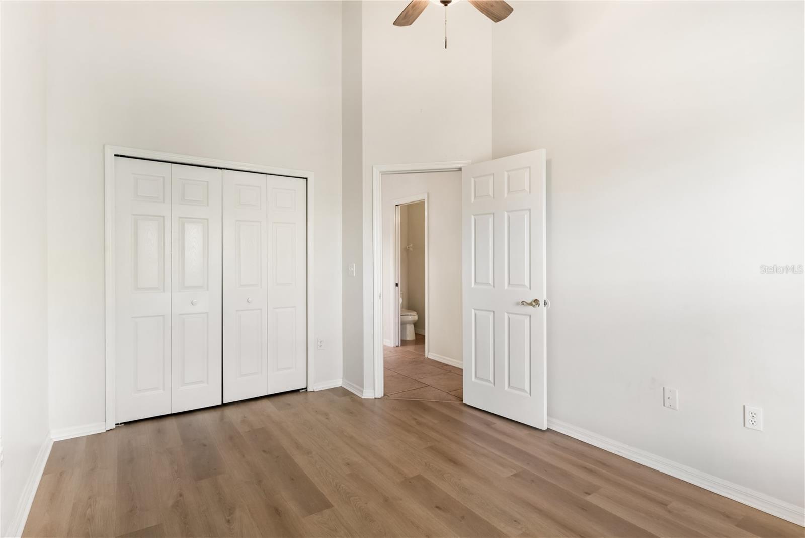 6801 SUPERIOR STREET CIR, SARASOTA, FL, 34243