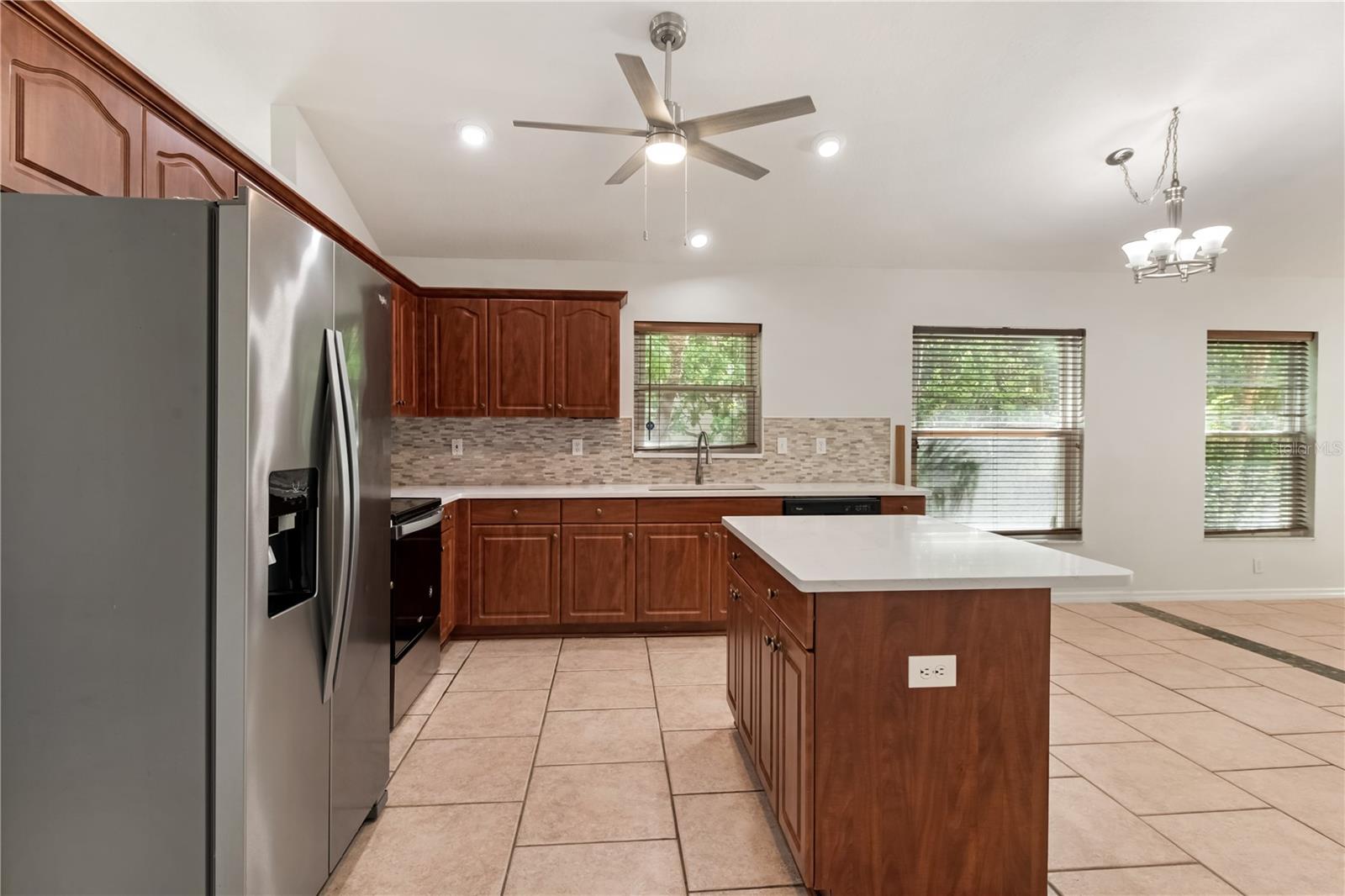 6801 SUPERIOR STREET CIR, SARASOTA, FL, 34243