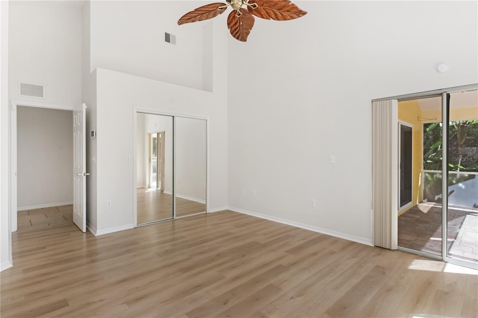 6801 SUPERIOR STREET CIR, SARASOTA, FL, 34243