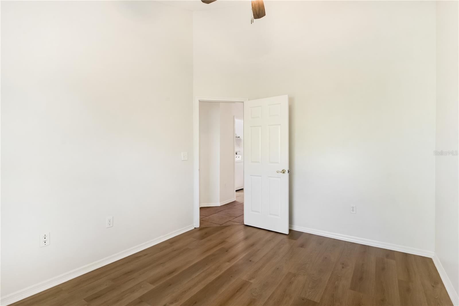 6801 SUPERIOR STREET CIR, SARASOTA, FL, 34243