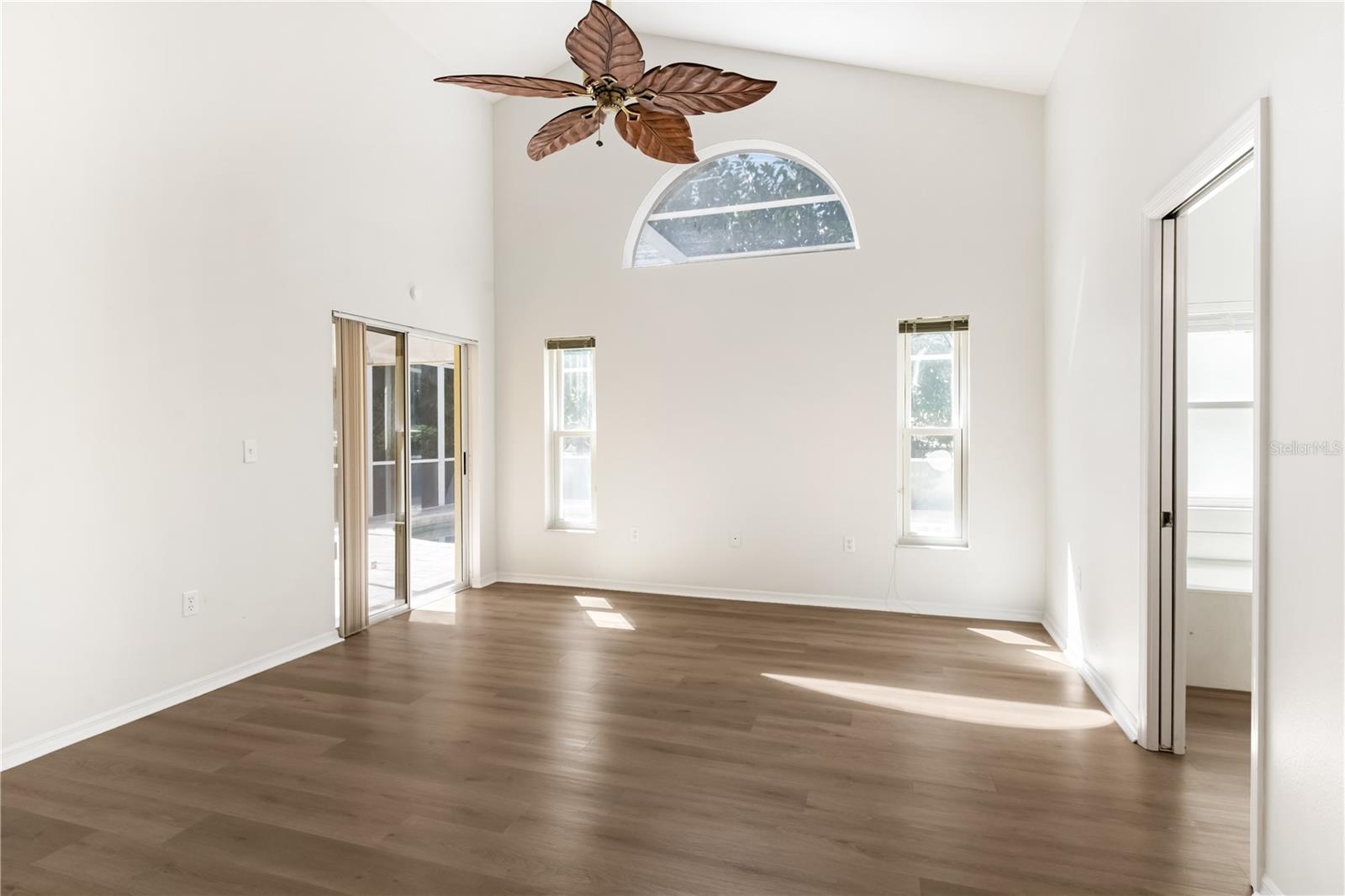 6801 SUPERIOR STREET CIR, SARASOTA, FL, 34243