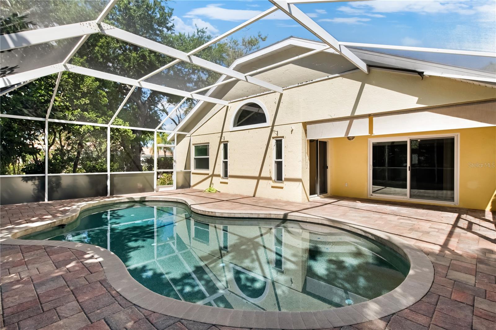 6801 SUPERIOR STREET CIR, SARASOTA, FL, 34243