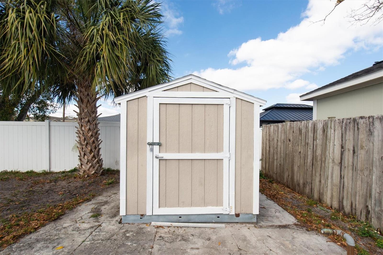 3623 W GRAY ST, TAMPA, FL, 33609