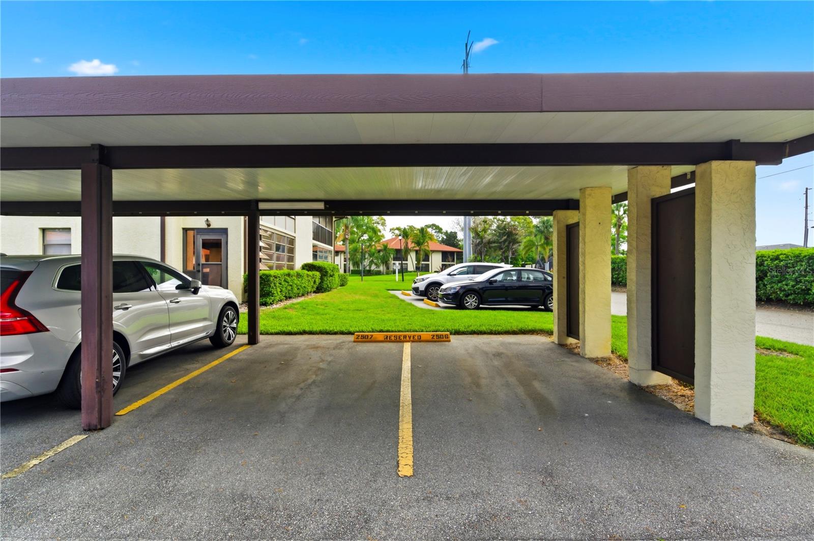 2506 HAMMOCK CT #2506, CLEARWATER, FL, 33761