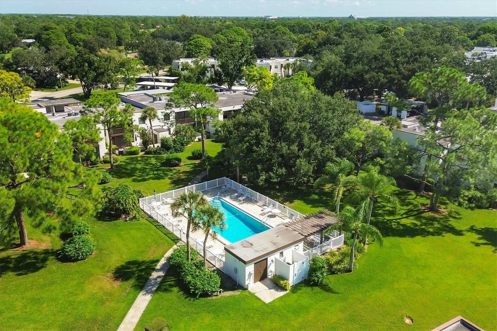 5058 MARSH FIELD RD #8, SARASOTA, FL, 34235