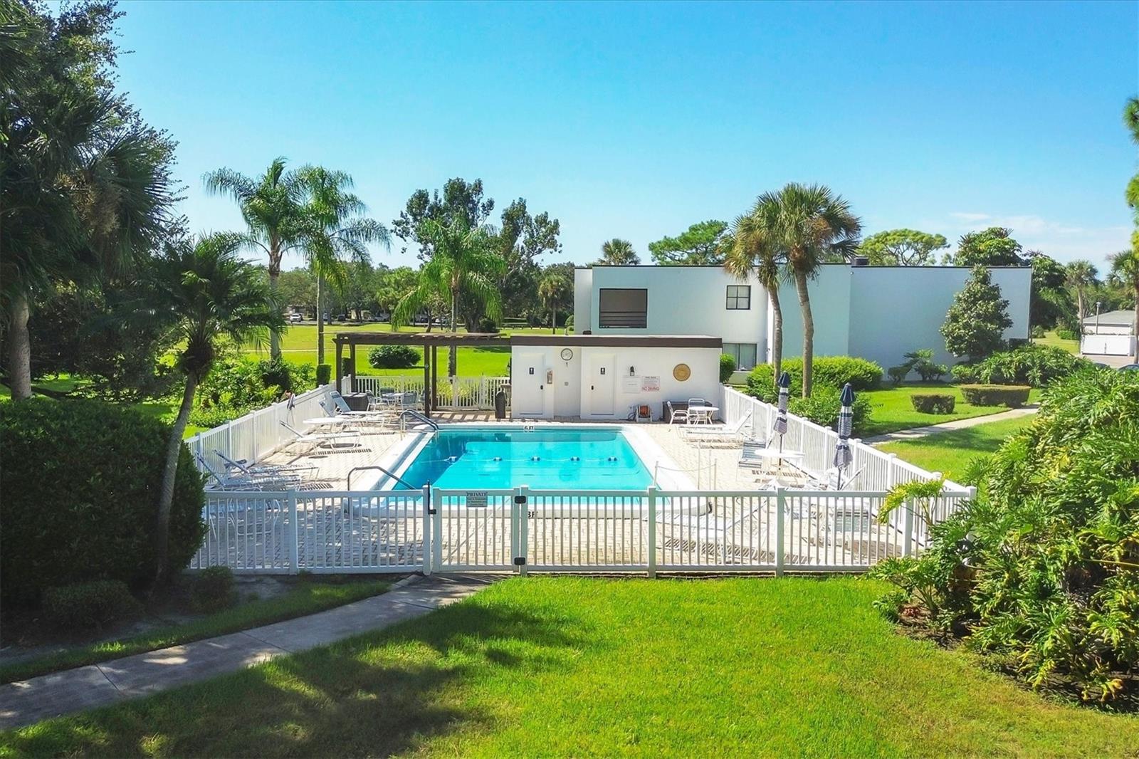 5058 MARSH FIELD RD #8, SARASOTA, FL, 34235