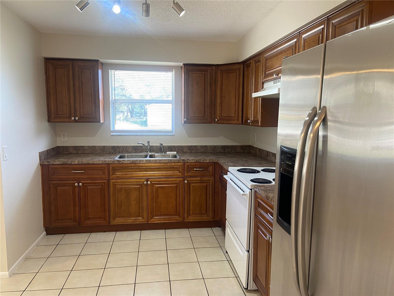 3822 VALLEY TREE DR VALLEY TREE DR, TAMPA, FL, 33610