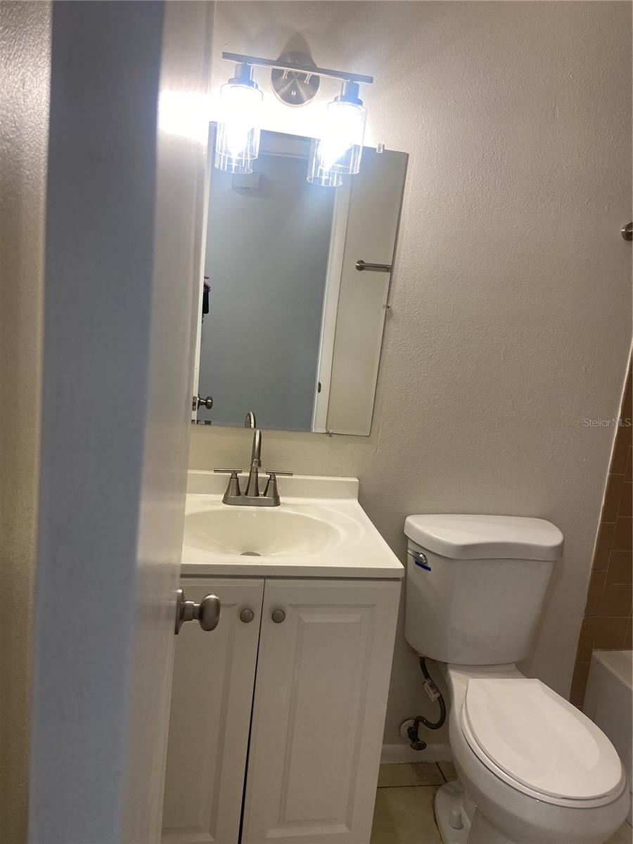 3822 VALLEY TREE DR VALLEY TREE DR, TAMPA, FL, 33610