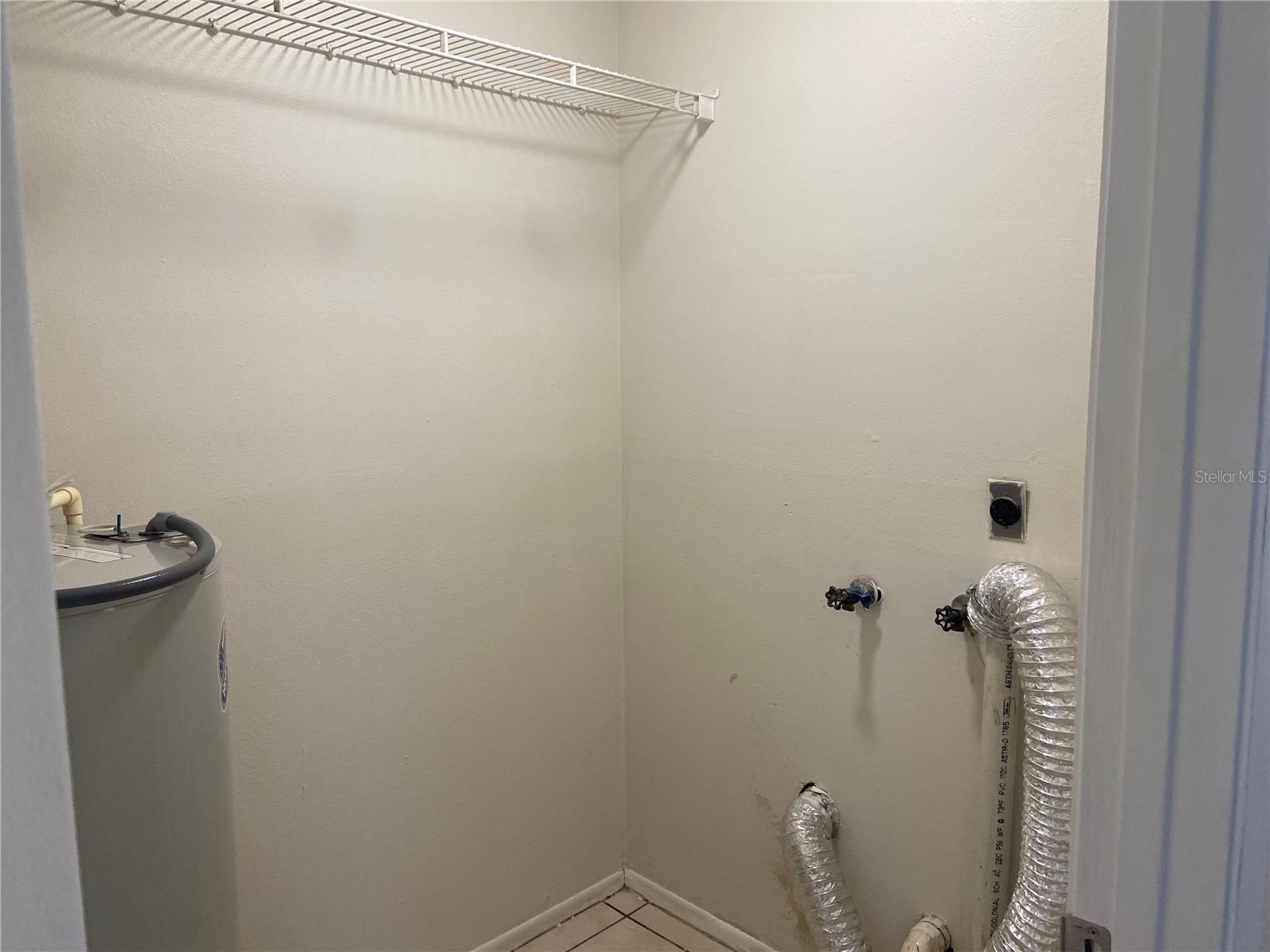 3822 VALLEY TREE DR VALLEY TREE DR, TAMPA, FL, 33610