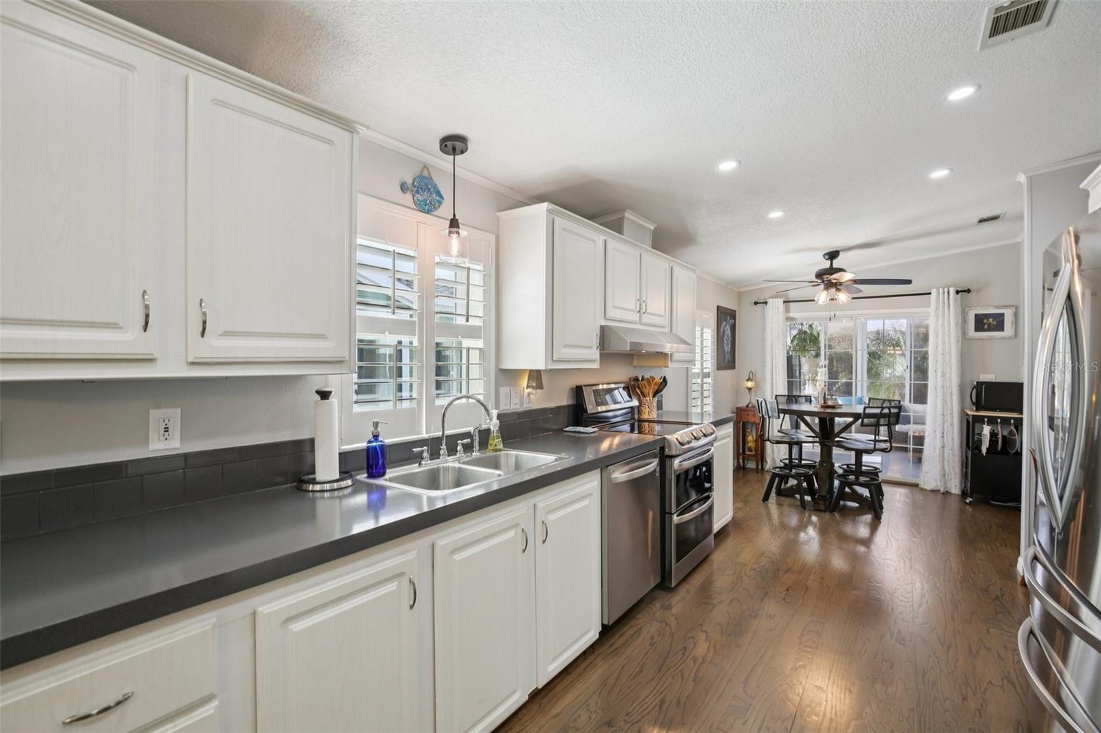 358 LAKE WAY, OLDSMAR, FL, 34677