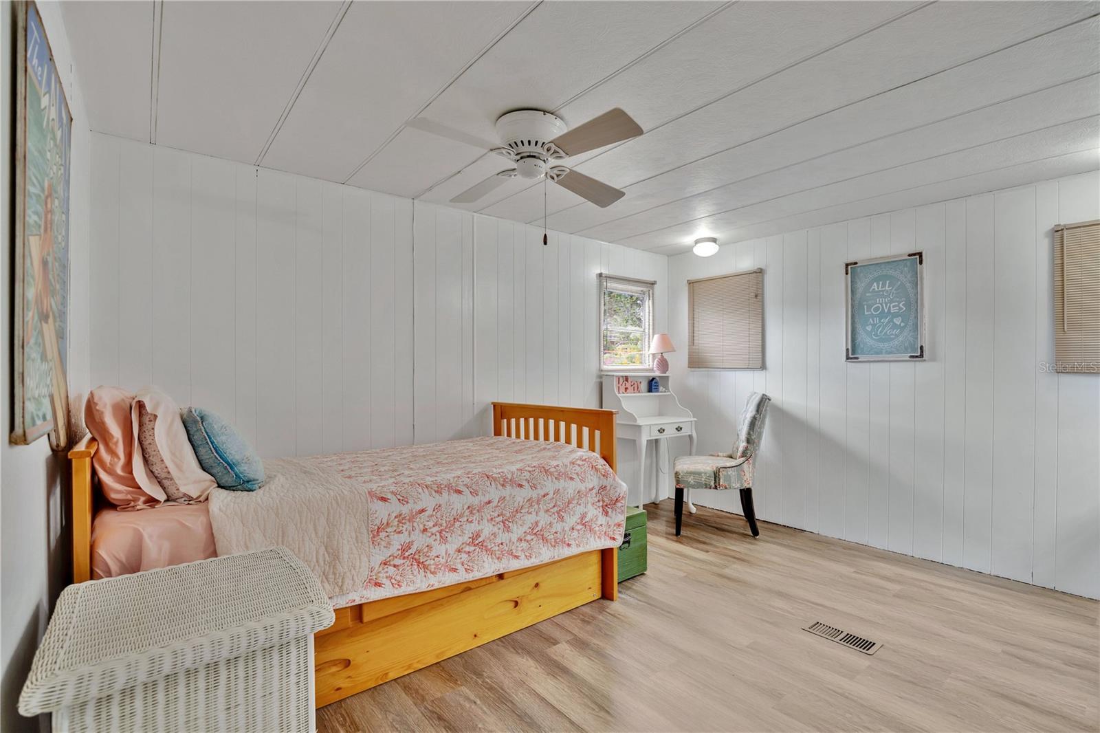 106 PALM DR, DEBARY, FL, 32713