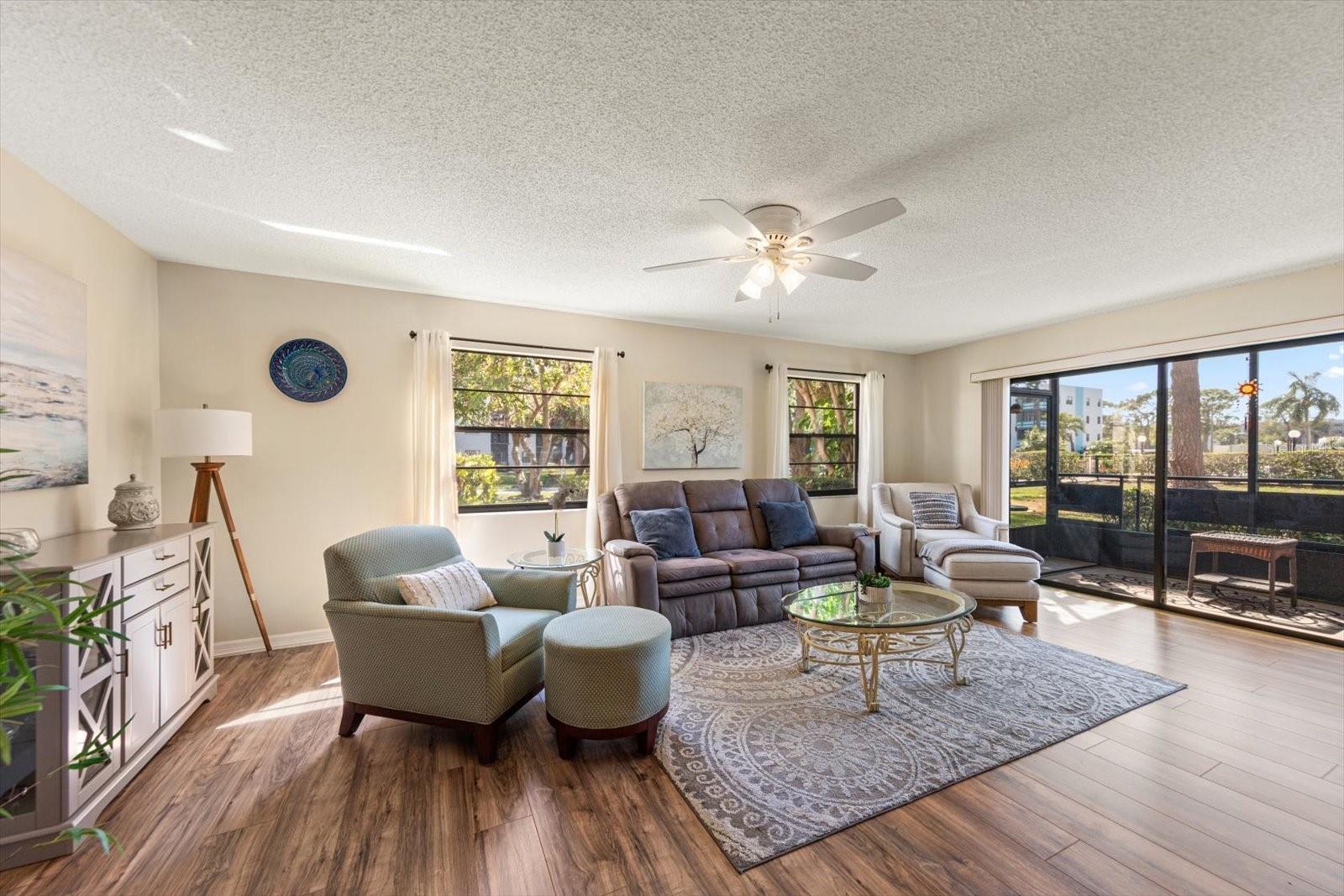 6080 80 ST N #102, ST PETERSBURG, FL, 33709