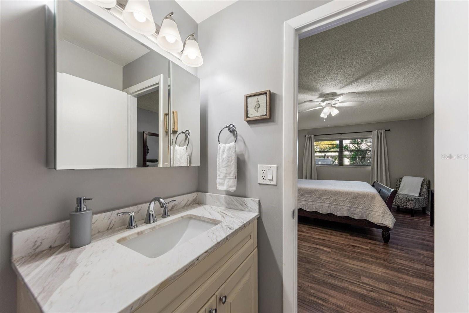 6080 80 ST N #102, ST PETERSBURG, FL, 33709