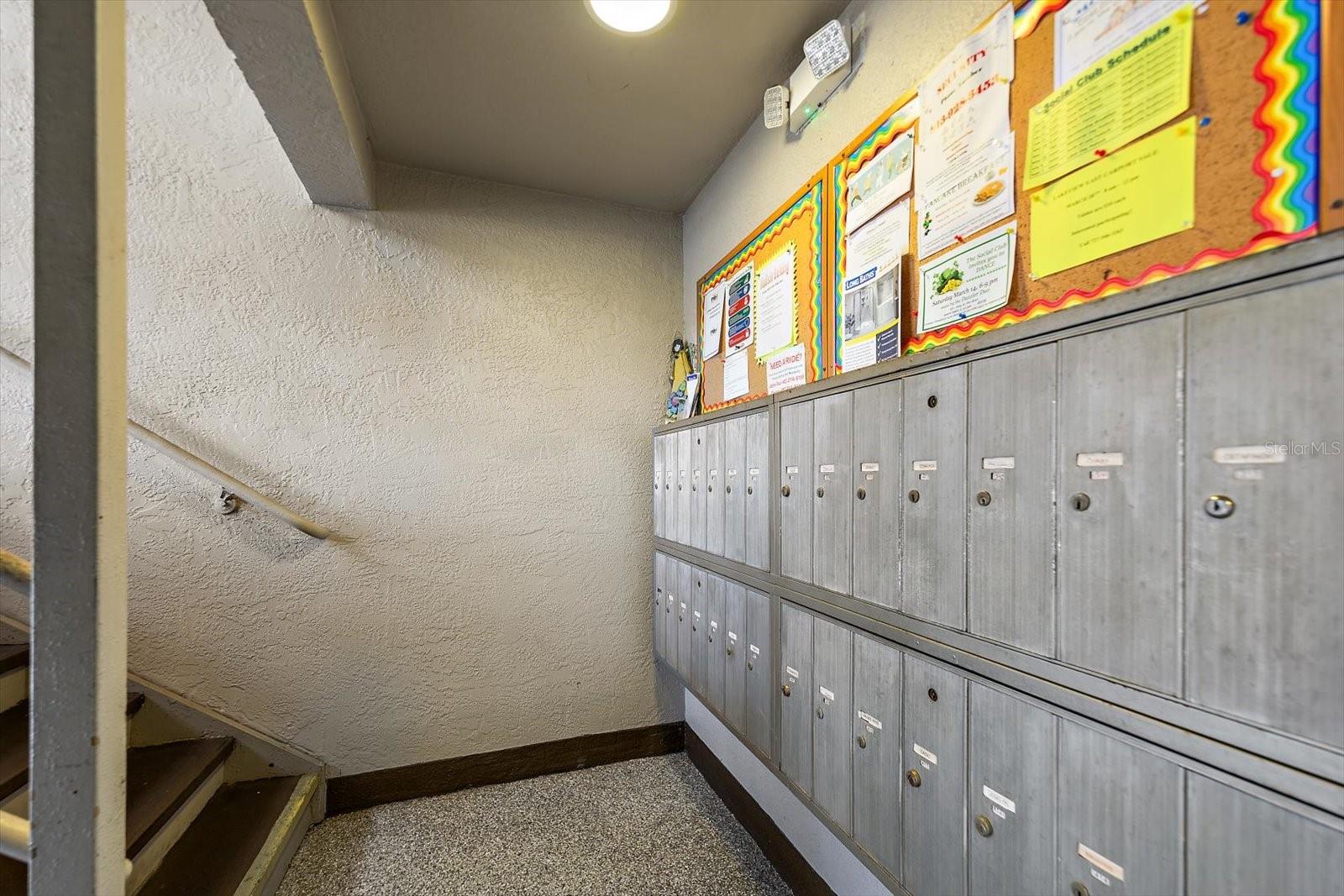 6080 80 ST N #102, ST PETERSBURG, FL, 33709