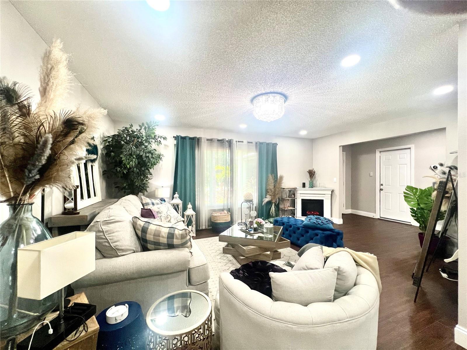 945 CHEVY CHASE ST, PORT CHARLOTTE, FL, 33948