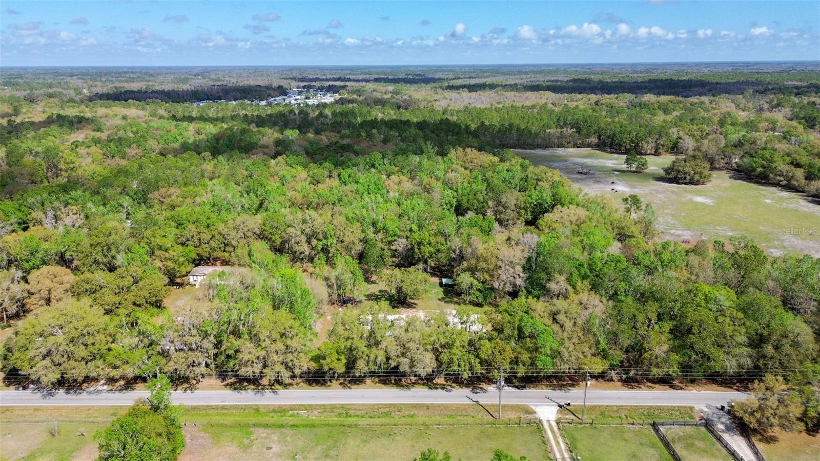 2015 W SOCRUM LOOP RD, LAKELAND, FL, 33810