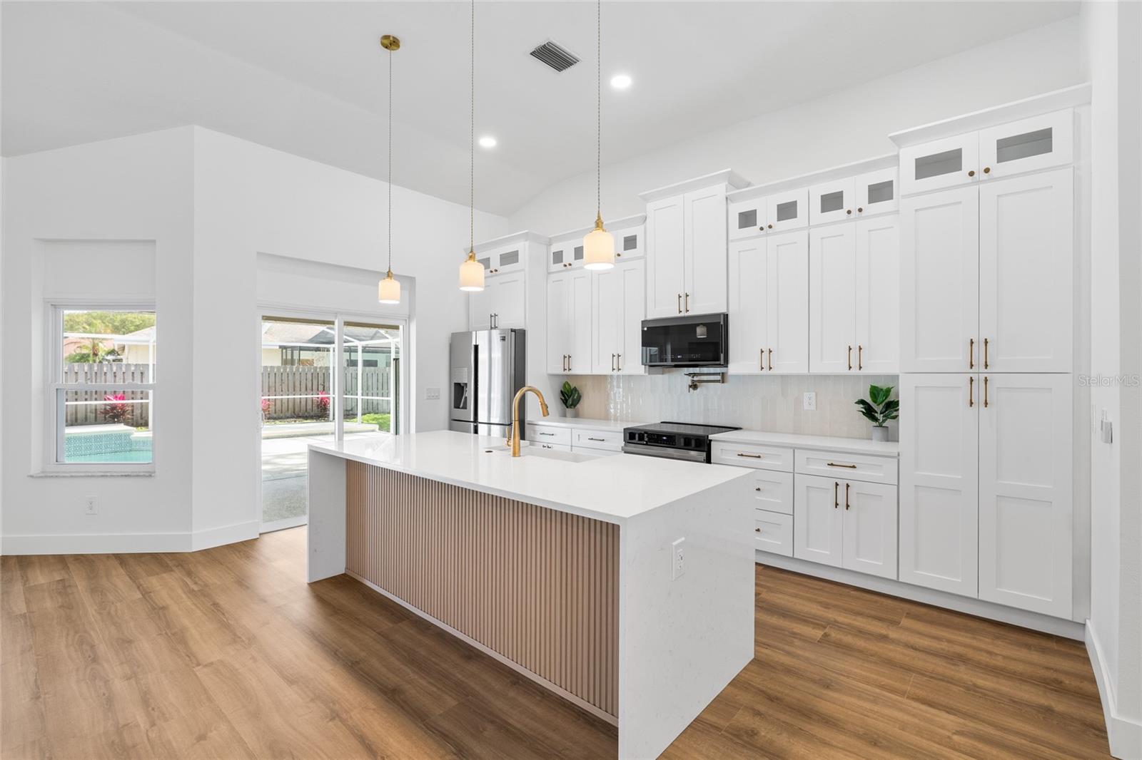 16705 SHEFFIELD PARK DR, LUTZ, FL, 33549