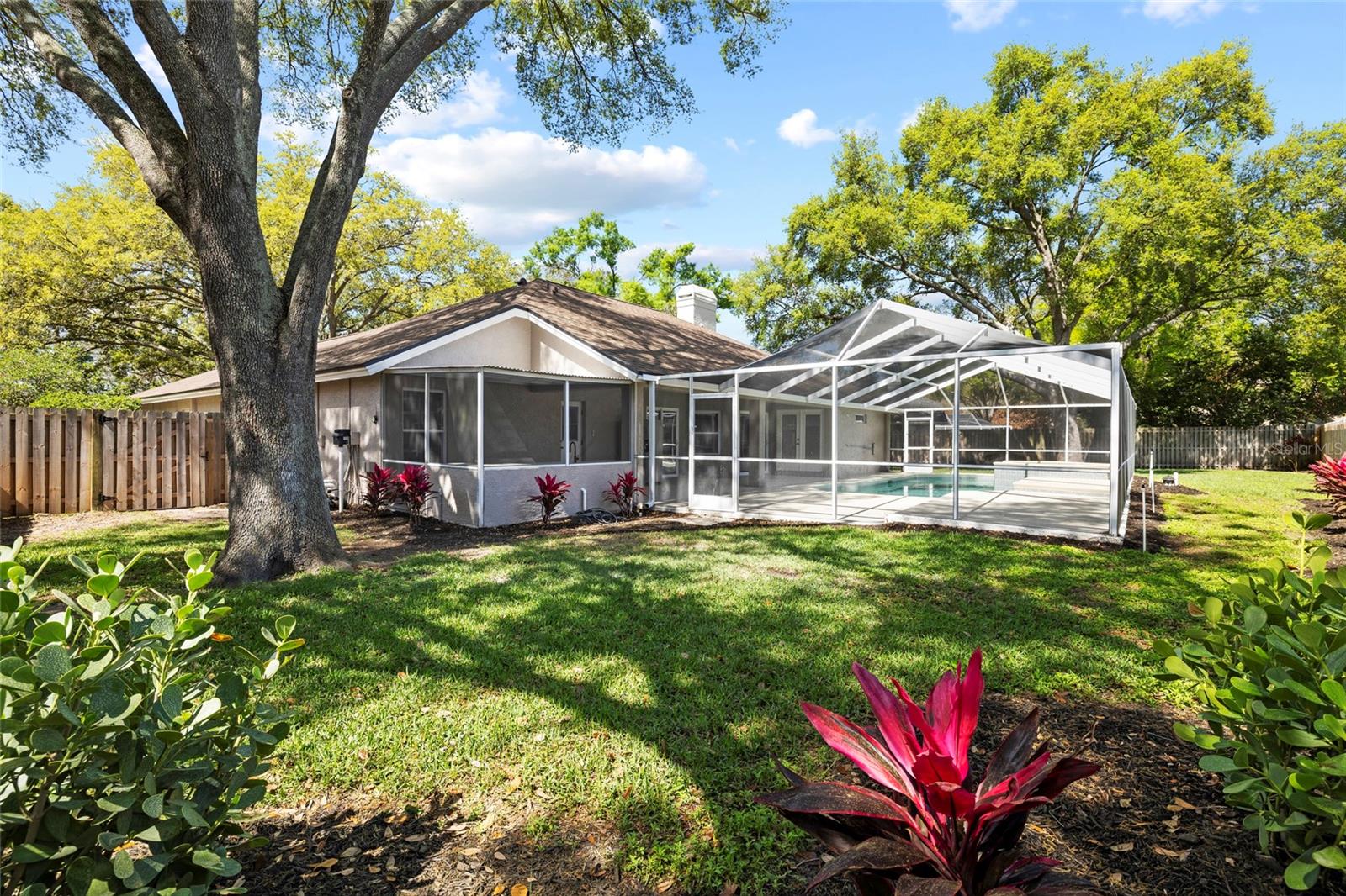 16705 SHEFFIELD PARK DR, LUTZ, FL, 33549