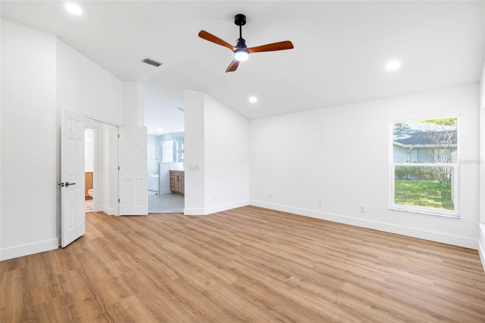 16705 SHEFFIELD PARK DR, LUTZ, FL, 33549