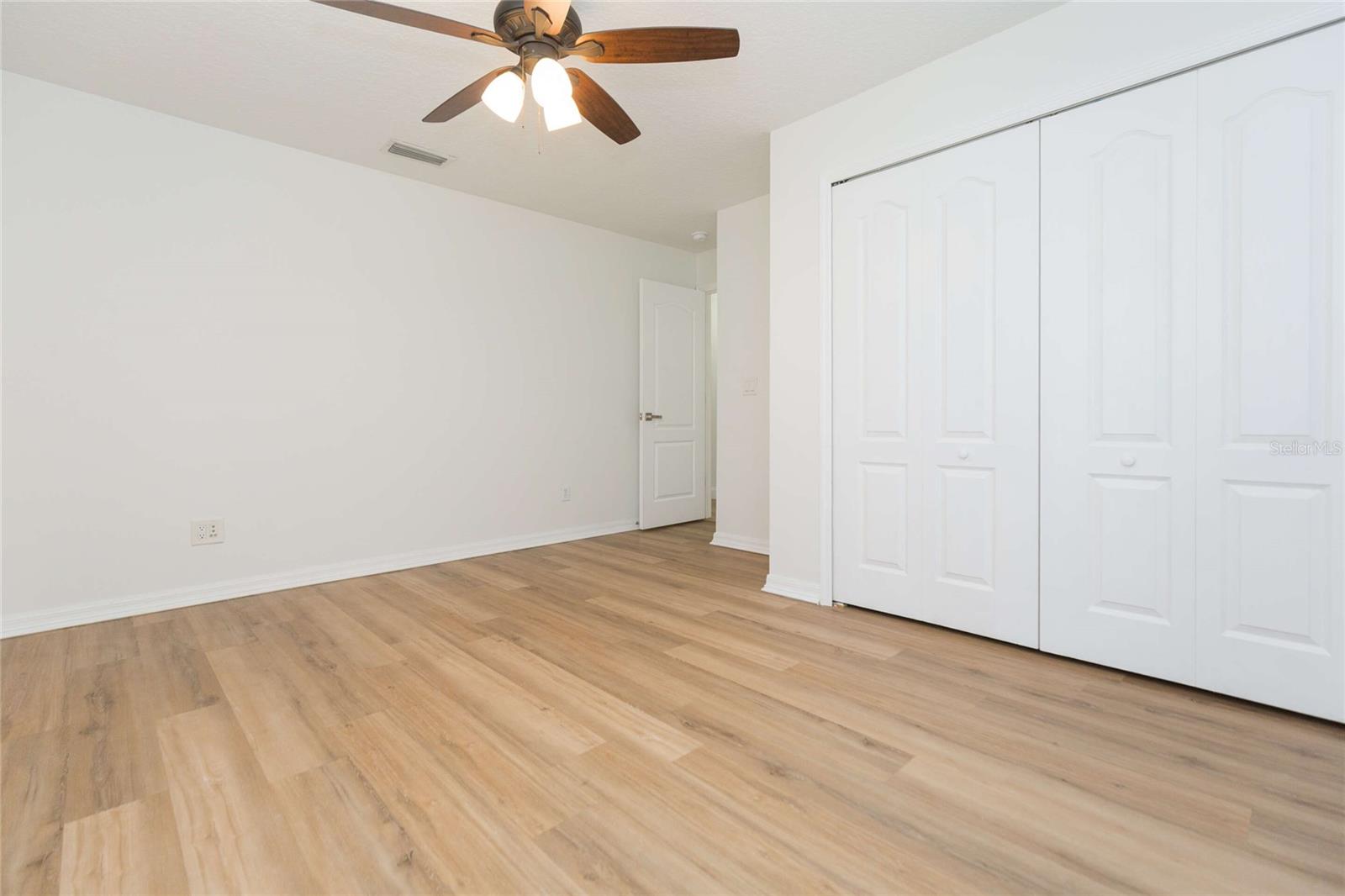 304 APACHE LN, SEFFNER, FL, 33584