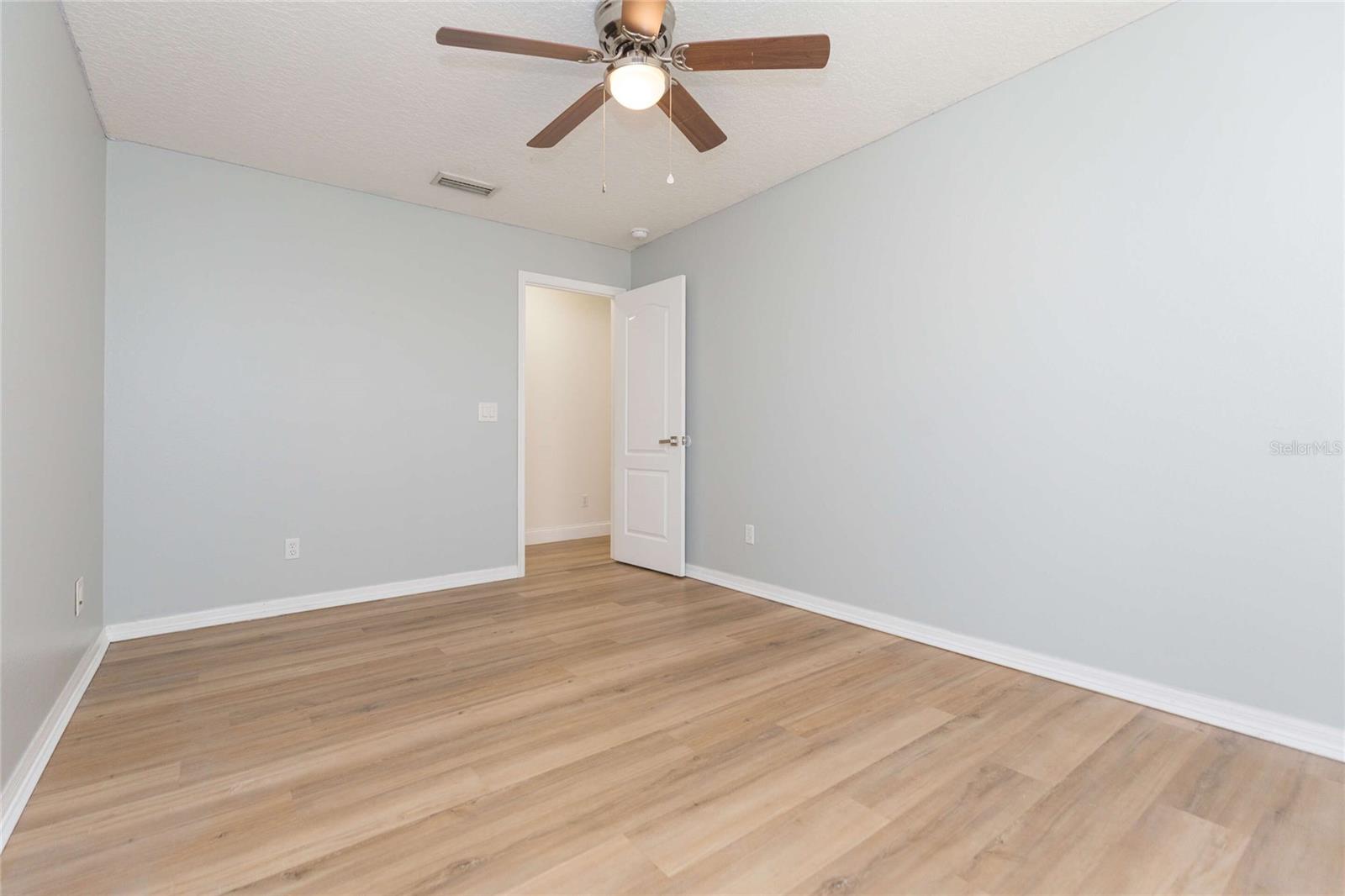 304 APACHE LN, SEFFNER, FL, 33584