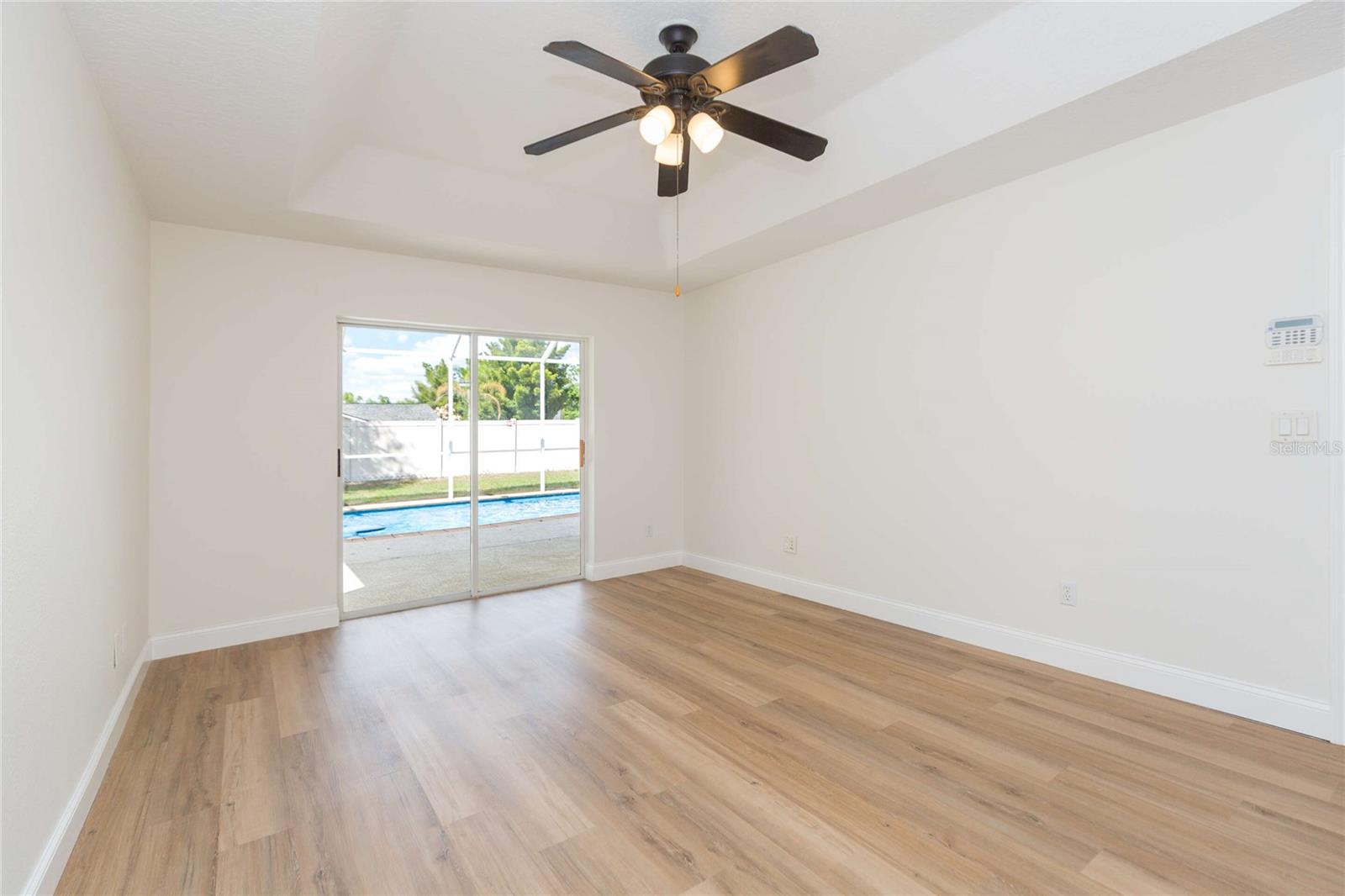 304 APACHE LN, SEFFNER, FL, 33584