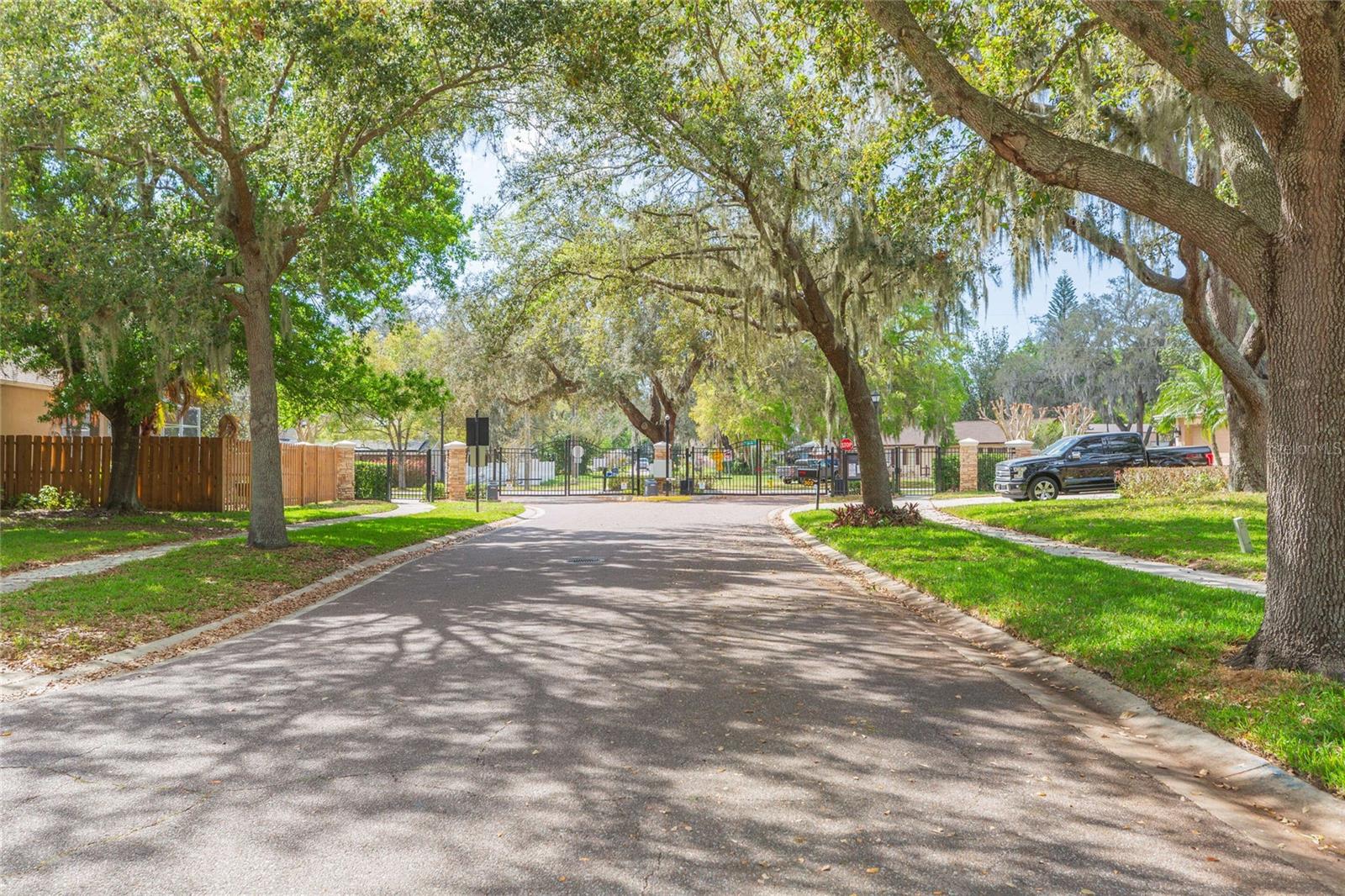 304 APACHE LN, SEFFNER, FL, 33584