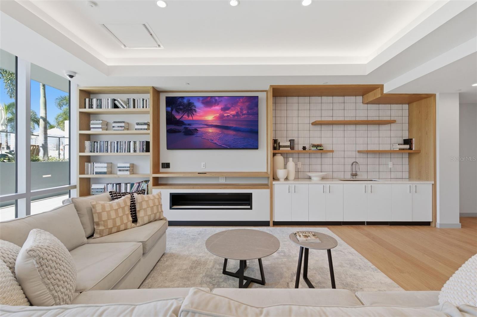 400 CENTRAL AVE #2903, ST PETERSBURG, FL, 33701