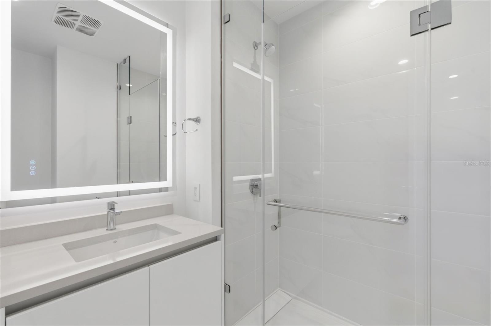400 CENTRAL AVE #2903, ST PETERSBURG, FL, 33701