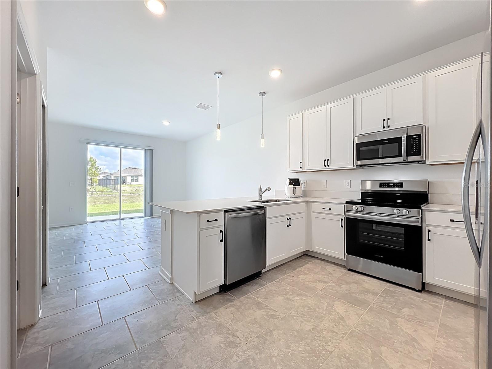 3185 LAURENT LOOP, DAVENPORT, FL, 33837