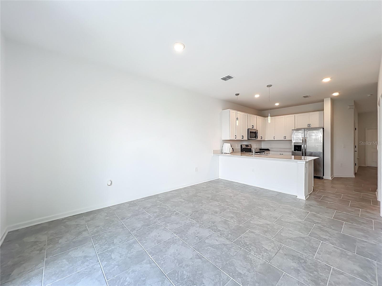 3185 LAURENT LOOP, DAVENPORT, FL, 33837