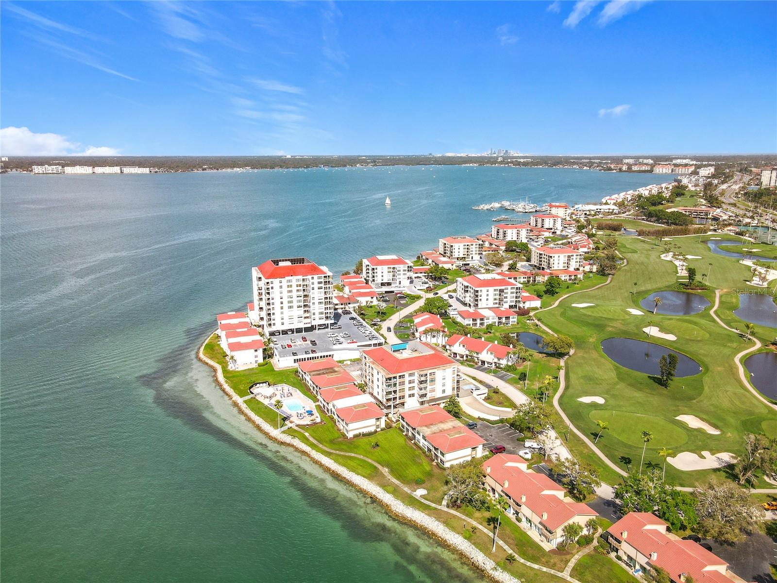 6211 SUN BLVD #211, ST PETERSBURG, FL, 33715