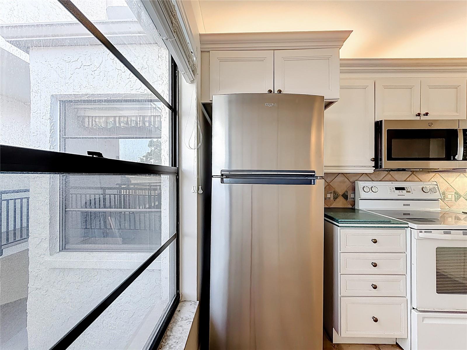 6211 SUN BLVD #211, ST PETERSBURG, FL, 33715