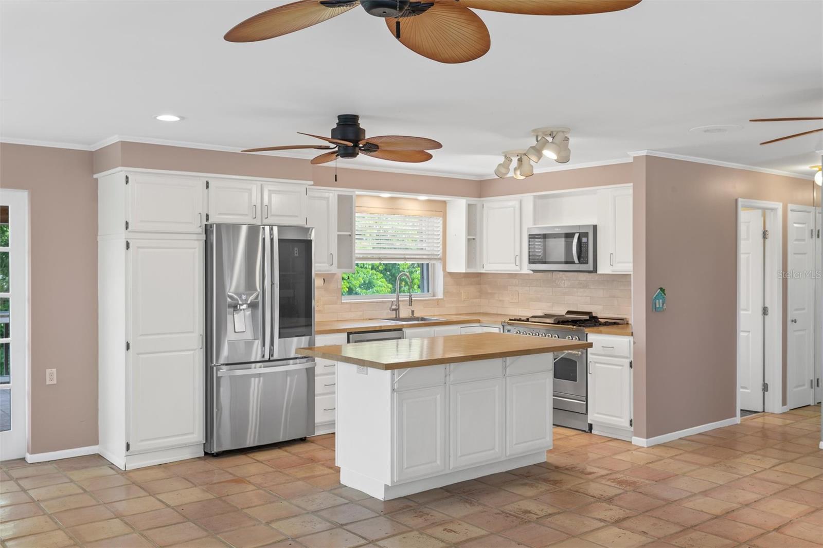 22777 JOLLY ROGER DR., CUDJOE KEY, FL, 33042