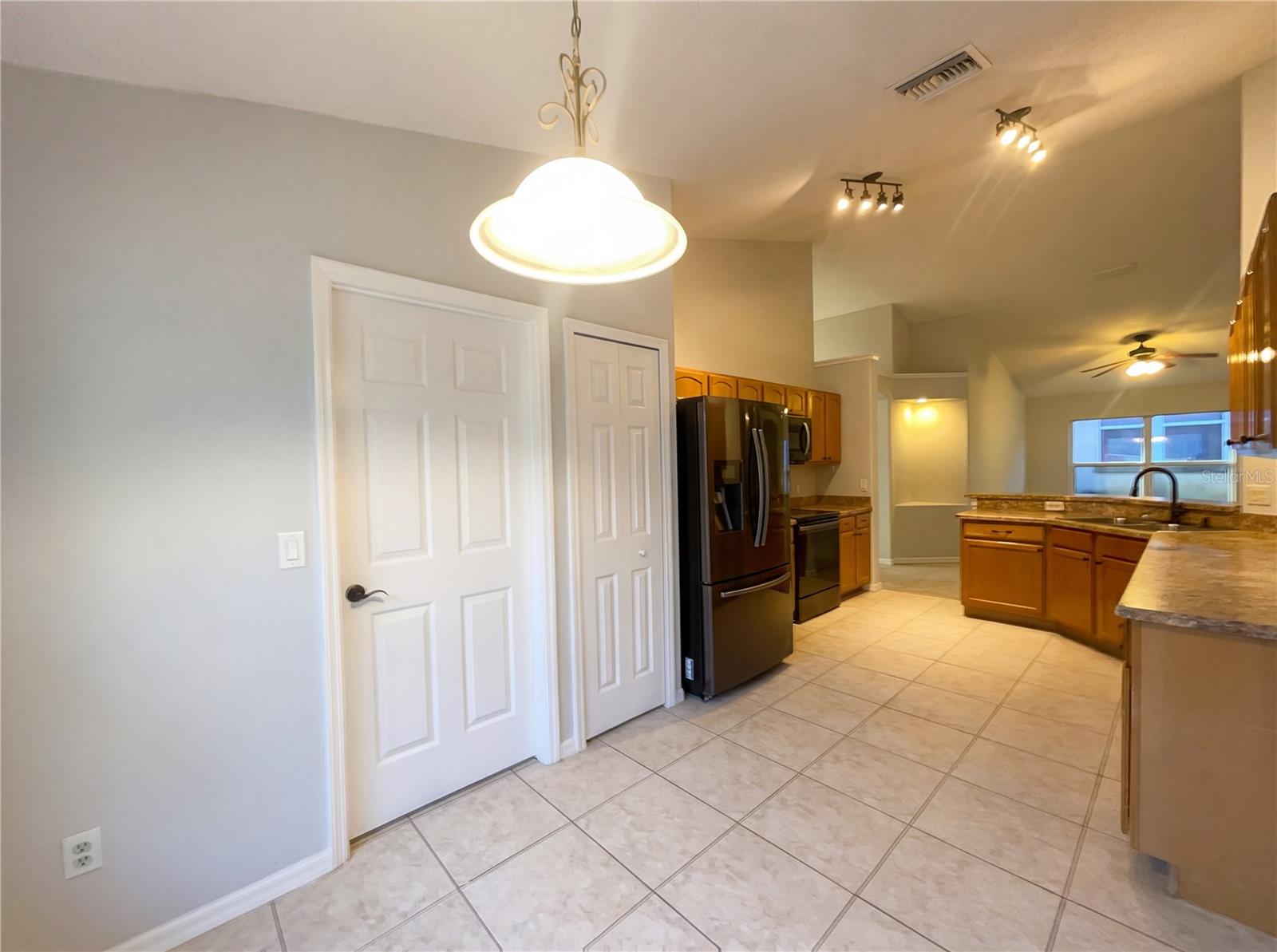 1148 GREENLEY AVE, GROVELAND, FL, 34736