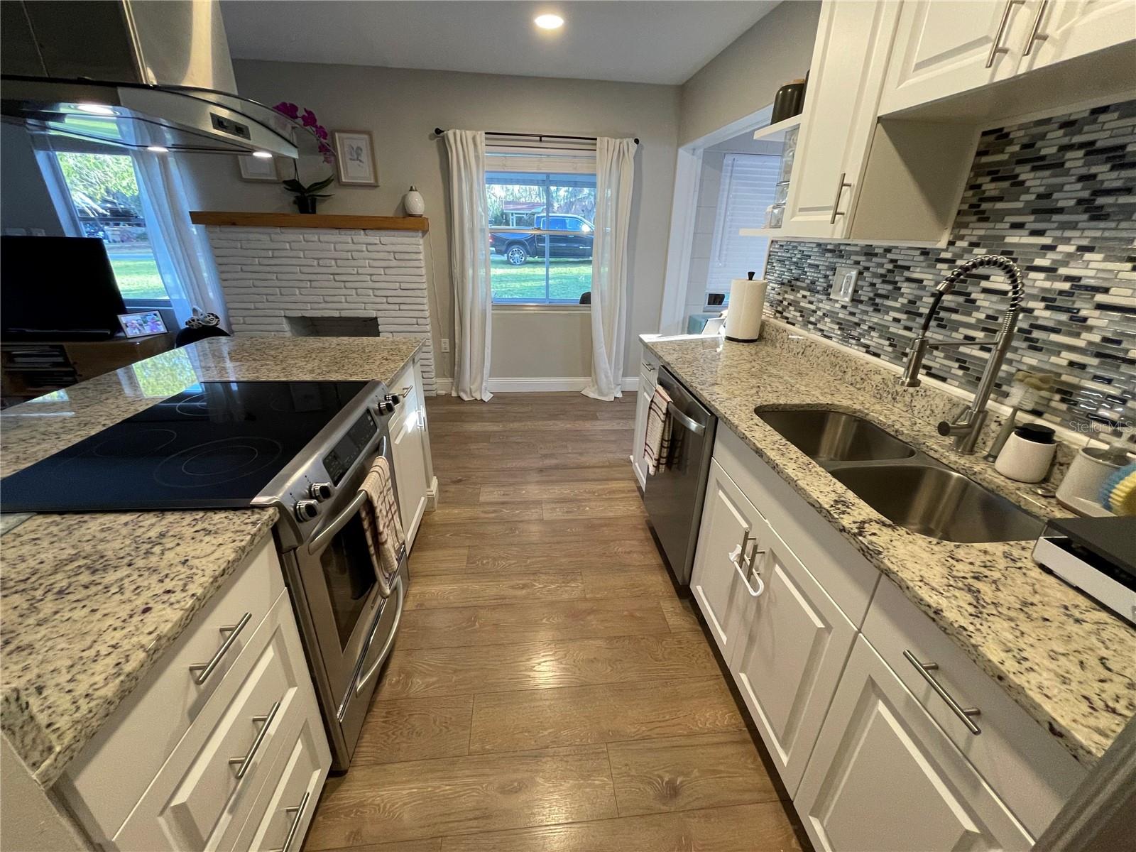 5535 BERTSVILLE RD, LADY LAKE, FL, 32159