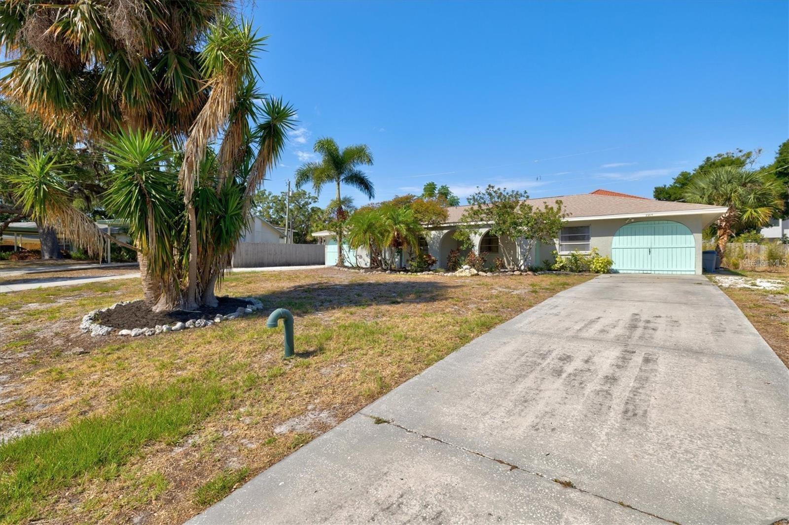 2214 MICHELE DR, SARASOTA, FL, 34231