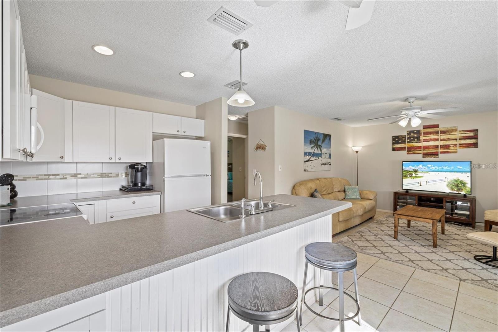2214 MICHELE DR, SARASOTA, FL, 34231