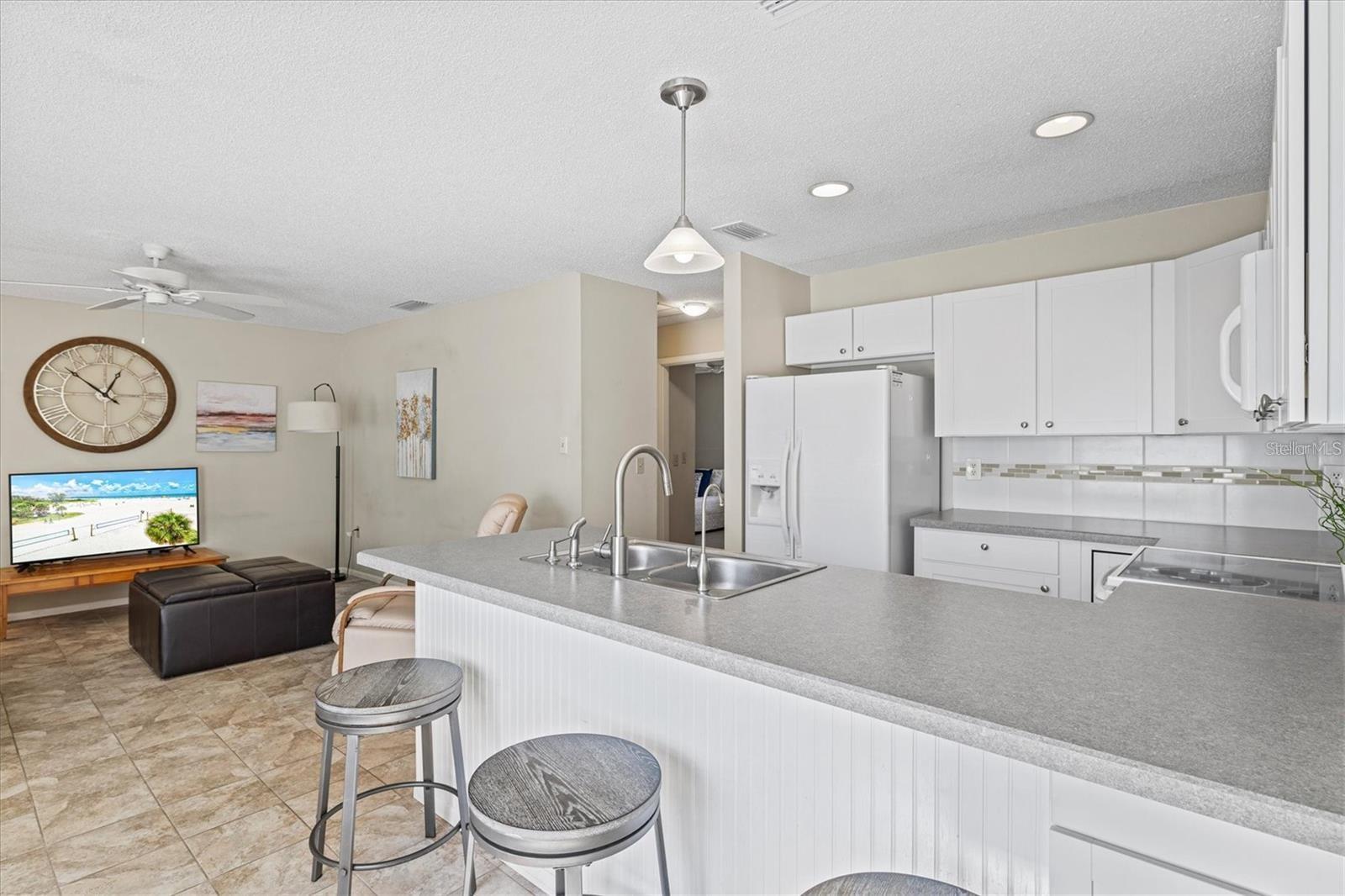 2214 MICHELE DR, SARASOTA, FL, 34231