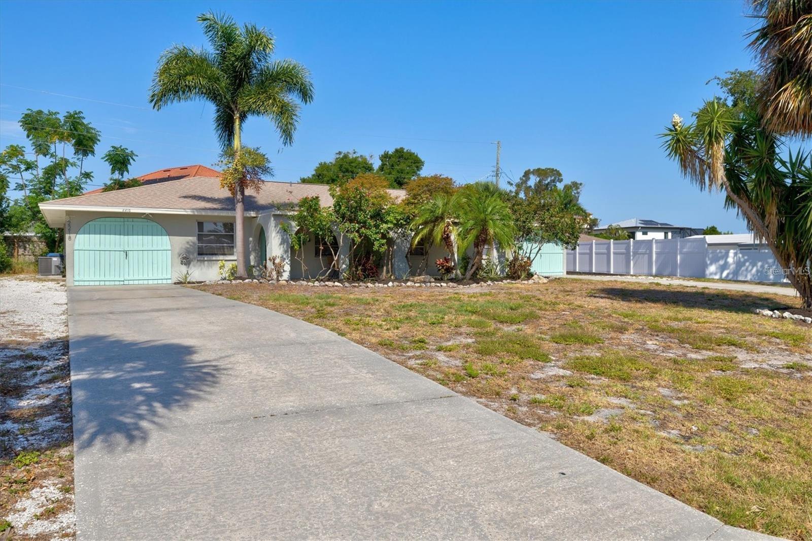 2214 MICHELE DR, SARASOTA, FL, 34231