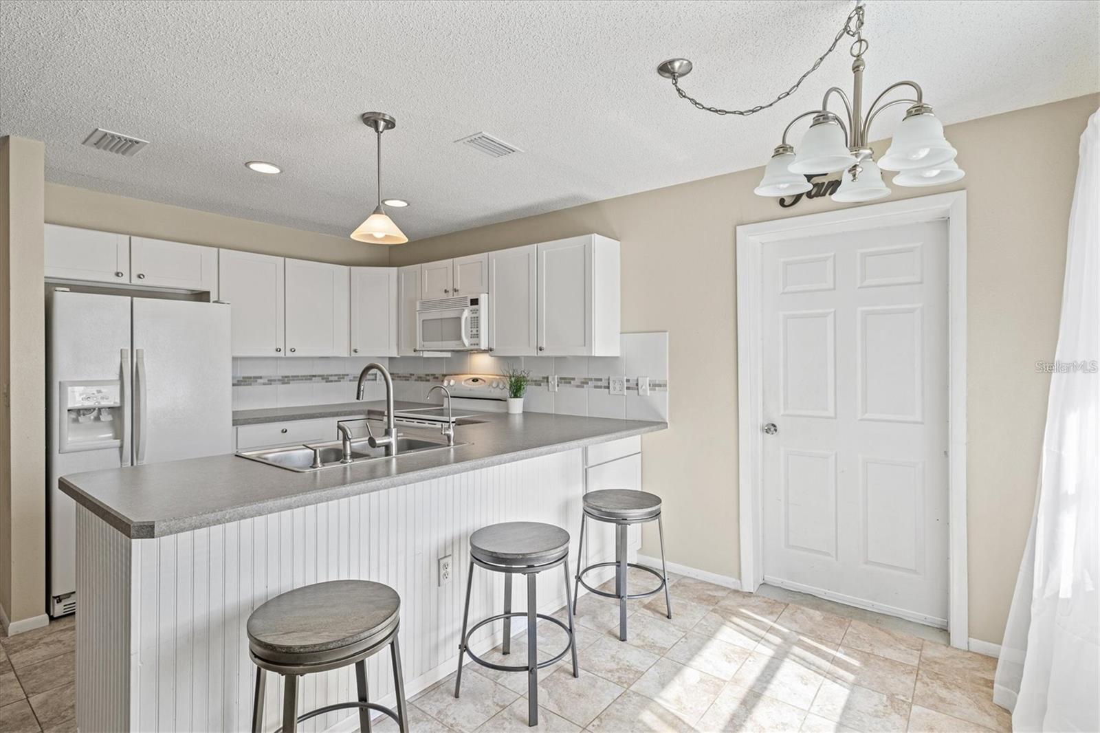 2214 MICHELE DR, SARASOTA, FL, 34231
